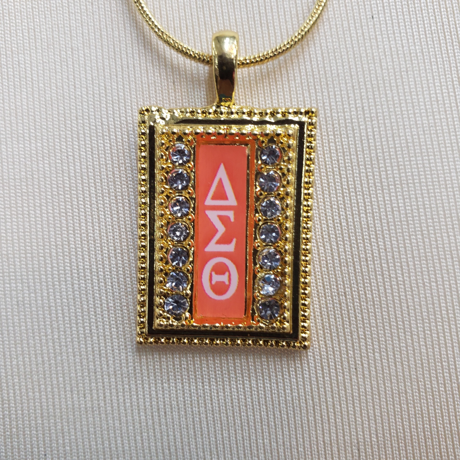 Necklace Rectangle gold tone