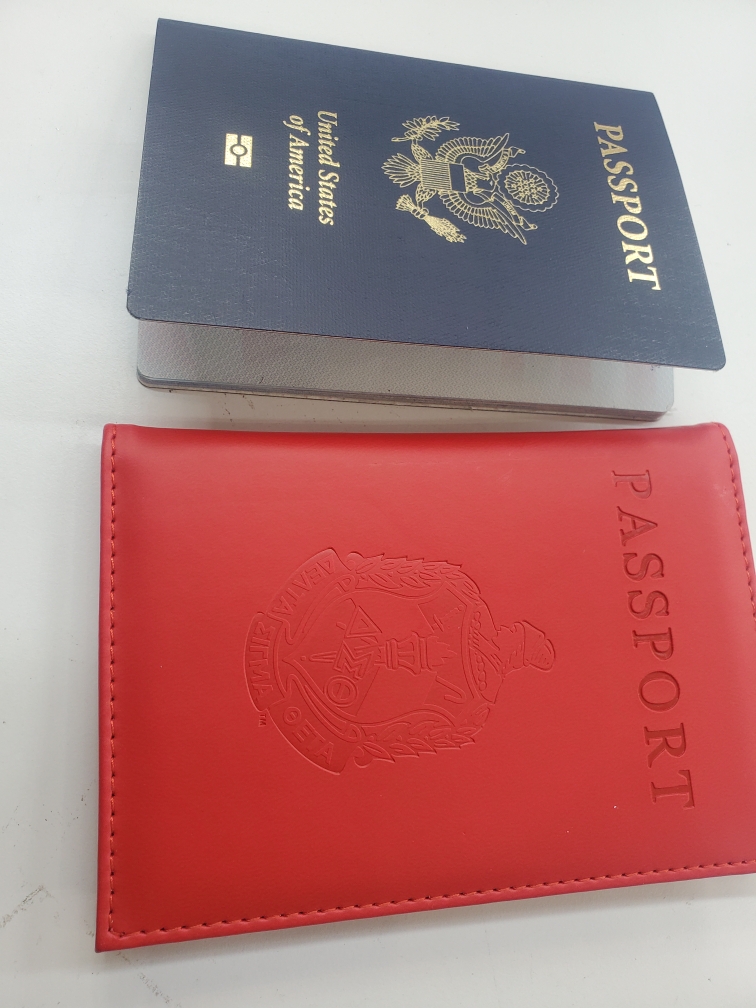 Passport cover Delta