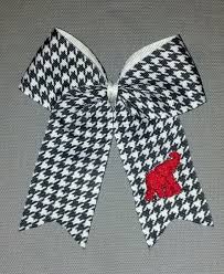Hounds tooth Bow