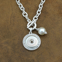 Necklace pearl 3